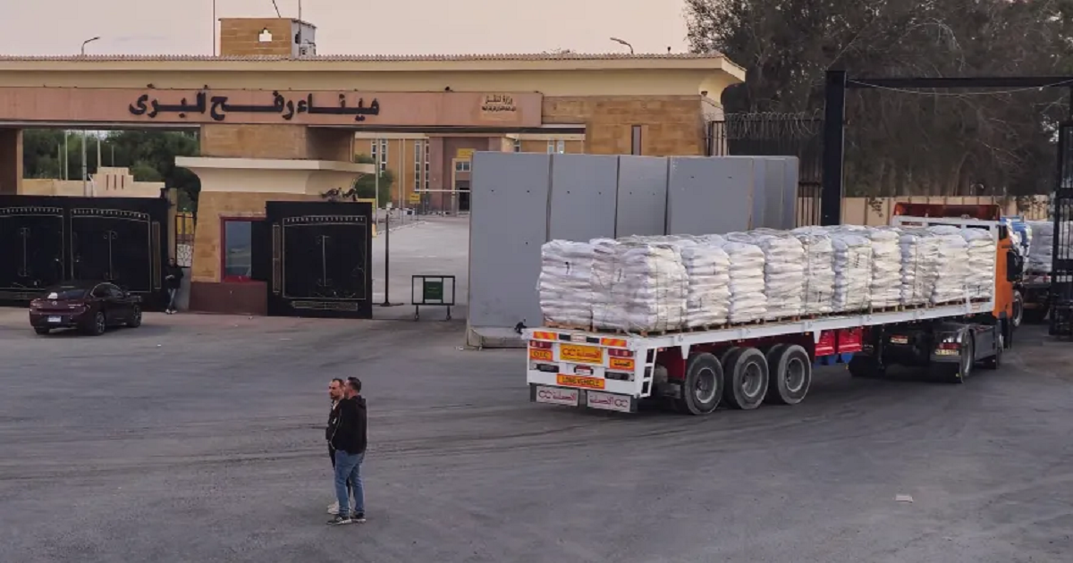 واشنطن بوست: أميركا تسحب من إسرائيل الإشراف على المساعدات الإنسانية للقطاع